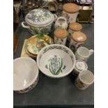 AN ASSORTMENT OF KITCHEN WARE TO INCLUDE A QUANTITY OF PORTMEIRION 'THE BOTANIC GARDEN' CERAMIC WARE