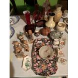 AN ASSORTMENT OF CERAMIC AND GLASSWARE TO INCLUDE ROYAL WINTON, GREEN AND WHITE JASPER WARE AND