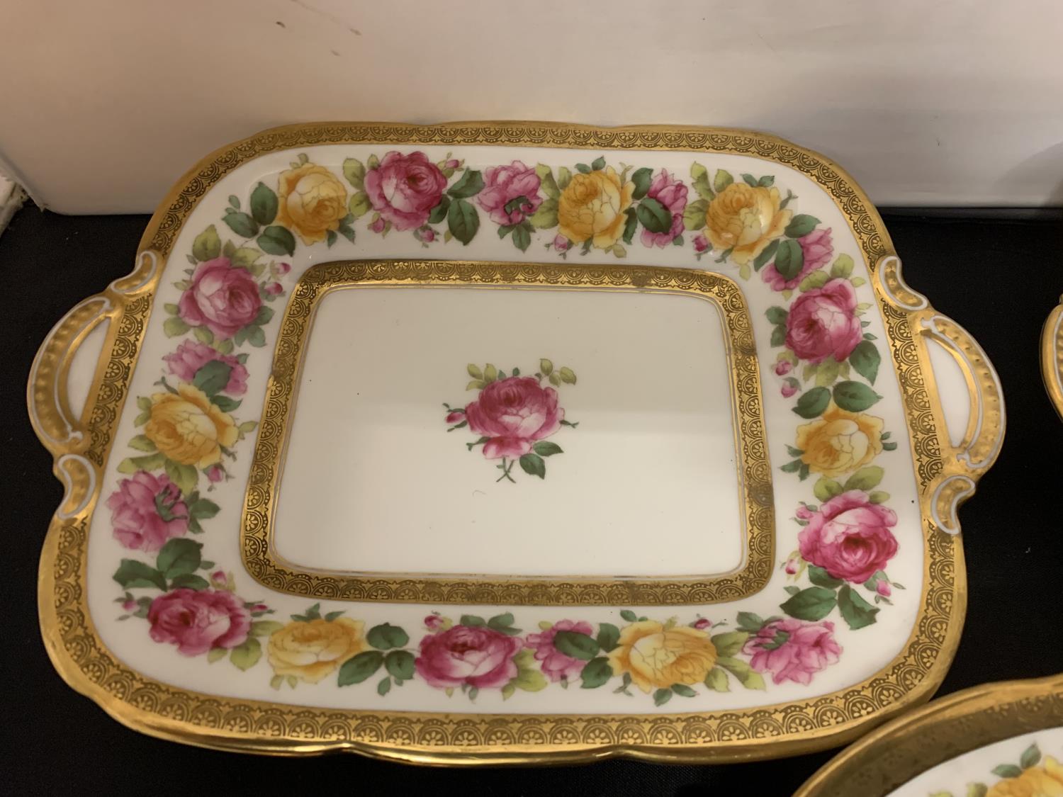 THREE VICTORIAN CAULDON WARE DISHES TWO RECTANGULAR AND ONE CIRCULAR - Image 2 of 6