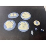 EIGHT PIECES OF BLUE AND WHITE JASPERWARE