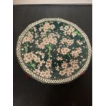 A ROYAL DOULTON DOGWOOD PLATE D3833/24 R NO 592783 8.5 INCHES