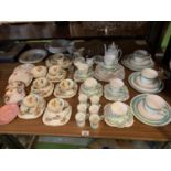 A LARGE QUANTITY OF CHINA WARE TO INCLUDE A GRAFTON CHINA TEA AND COFFEE SET