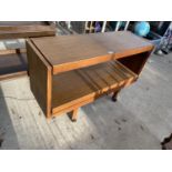 A RETRO TEAK FOLD-OVER DINNER TROLLEY/TABLE, 45" WIDE