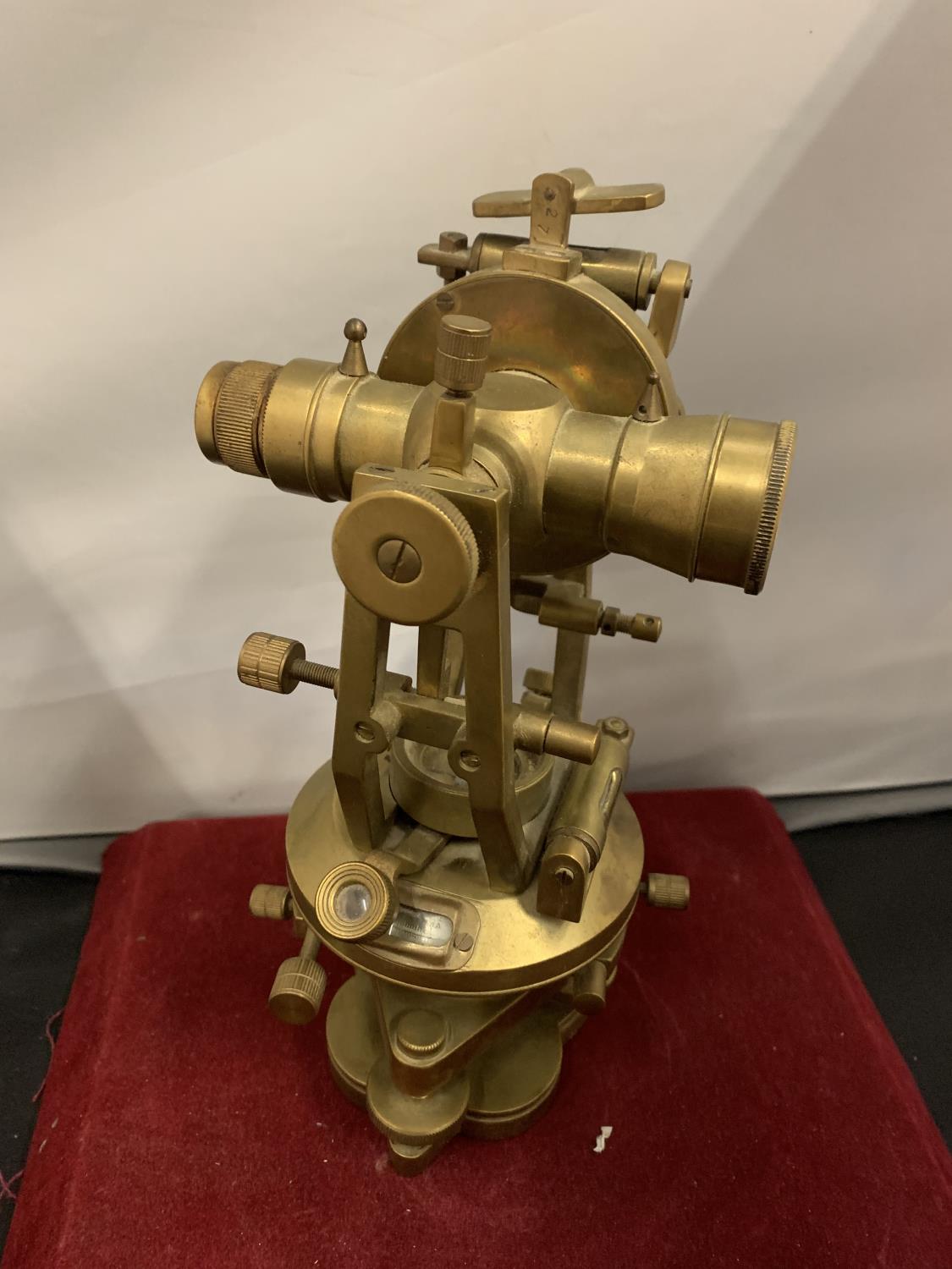 A BRASS THEODOLITE - Image 4 of 5