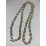 A BOXED SILVER DECORATIVE ROPE DESIGN NECKLACE MARKED 925 LENGTH APPROXIMATELY 80CM
