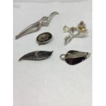 FIVE VARIOUS SILVER BROOCHES, THREE MARKED STERLING, ONE MARKED 925 AND ONE HALLMARKED