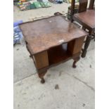 A MID 20TH CENTURY WALNUT BOOK TABLE ON SHORT CABRIOLE LEGS, 20" SQUARE