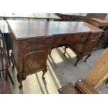 AN INLAID MAHOGANY BREAKFRONT SIDEBOARD ON CABRIOLE SUPPORTS WITH TWO DOORS AND THREE DRAWERS