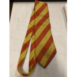 A SILK M.C.C (MARYLEBONE CRICKET CLUB) TIE