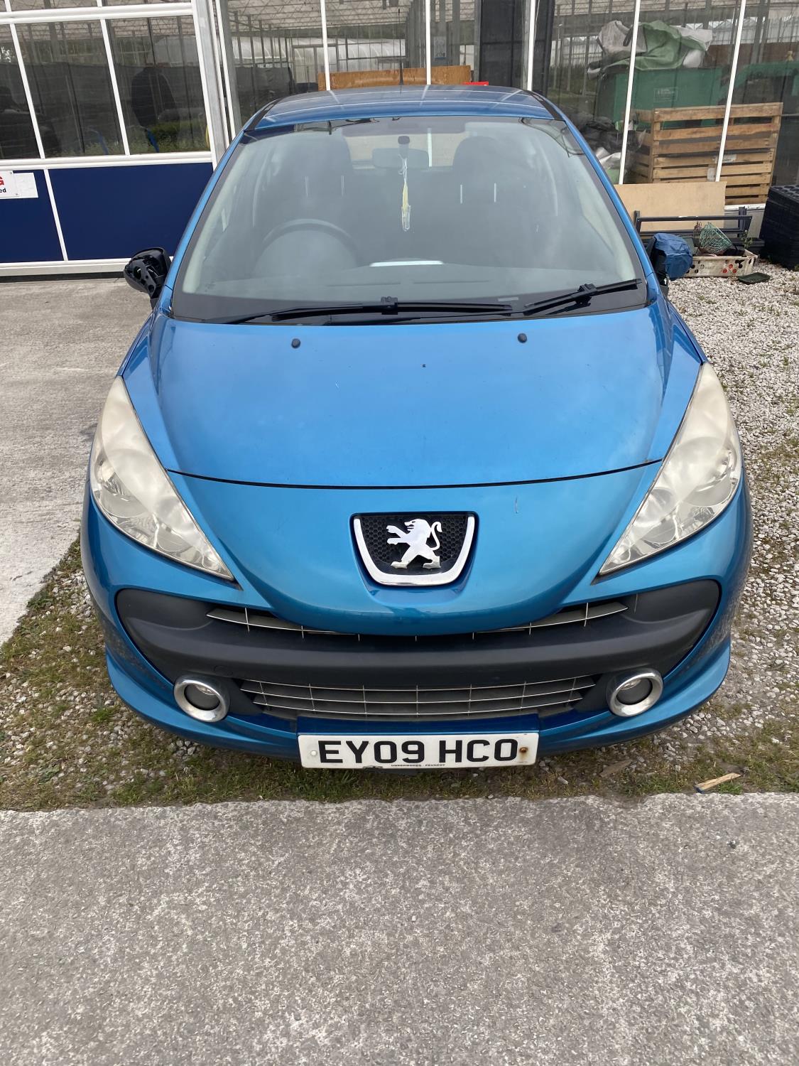 A 2009 PEUGEOT 207 SPORT 1400 CC, MOT EXPIRED NOVEMBER 2020, 120260 MILES, THREE DOOR, ON A V5 - - Image 2 of 11