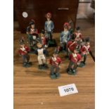 AN ASSORTMENT OF 13 LEAD TOY SOLDIERS