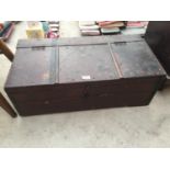 A VINTAGE WOODEN TOOL CHEST