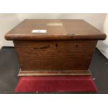 AN ELIZABETH PERKINS VINTAGE WOODEN BOX