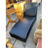 A MODERN LEATHERETTE CHAISE LONGUE