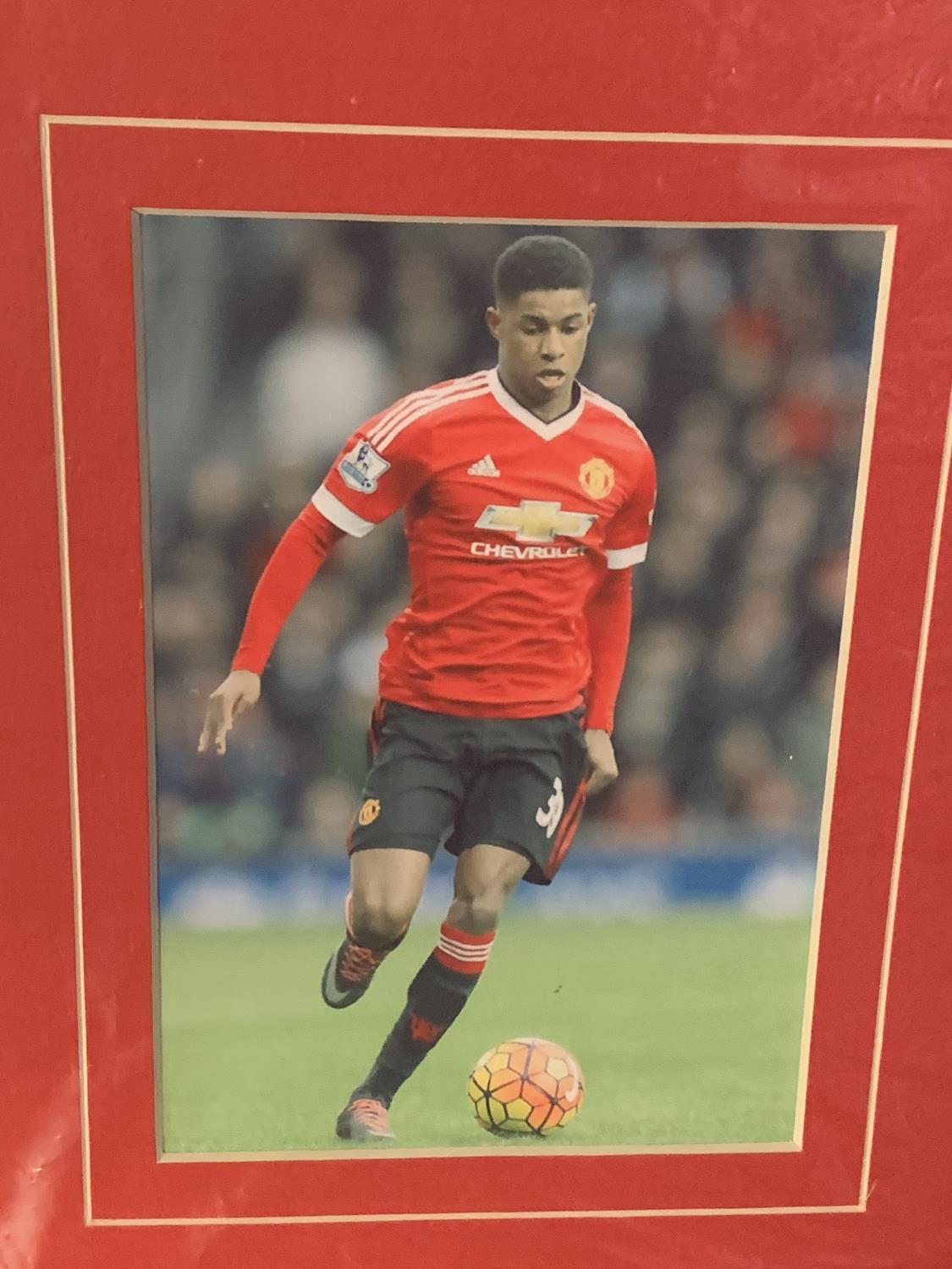 FIVE PHOTOGRAPHS OF MARCUS RASHFORD WITH HIS AUTOGRAPH IN A MOUNT COMPLETE WITH CERTIFICATE OF - Image 6 of 7