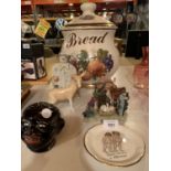 AN ECLECTIC ASSORTMENT OF CERAMIC WARE TO INCLUDE AN EARTHENWARE BREAD BIN ETC