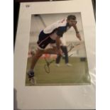 A SIGNED PICTURE OF JAMES ANDERSON ENGLAND AND LANCASHIRE CRICKETER COMPLETE WITH CERTIFICATE OF