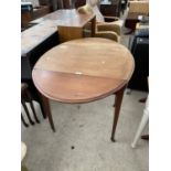 AN EARLY 20TH CENTURY INLAID MAHOGANY DROP LEAF SIDE TABLE ON TAPERED SUPPORTS WITH SINGLE DRAWER