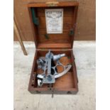 A VINTAGE KELVIN HUGHES MARITIME SEXTANT IN A LOCKABLE MAHOGANY CASE WITH KEY