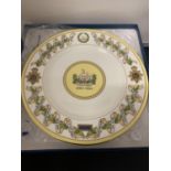 A BOXED ROYAL WORCESTER 'THE GLOUCESTERSHIRE REGIMENT TERCENTENARY PLATE'