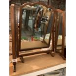 A VINTAGE MAHOGANY DRESSING TABLE MIRROR