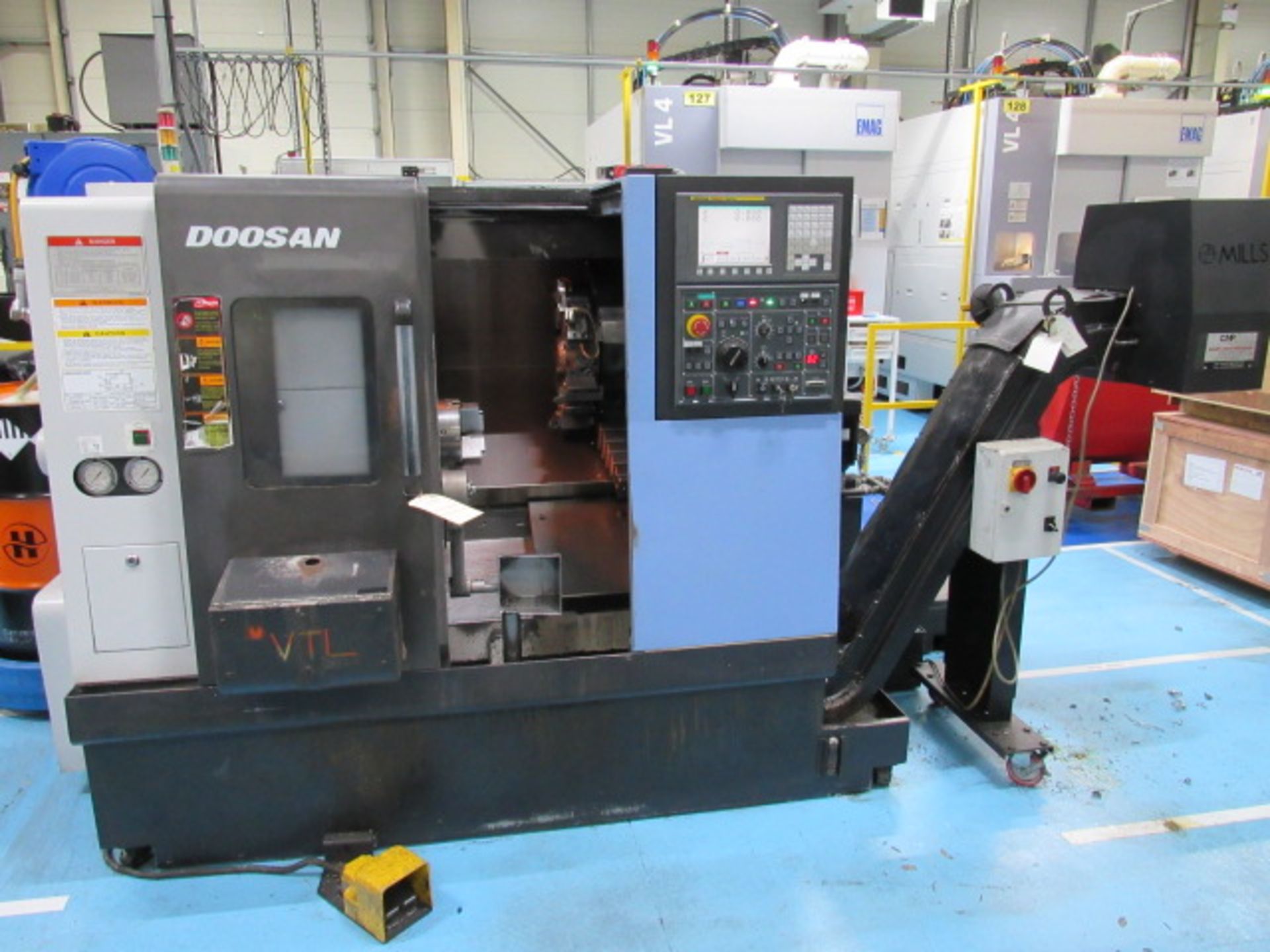 Doosan Lynx 220 B/C CNC Turning Center - Image 2 of 7