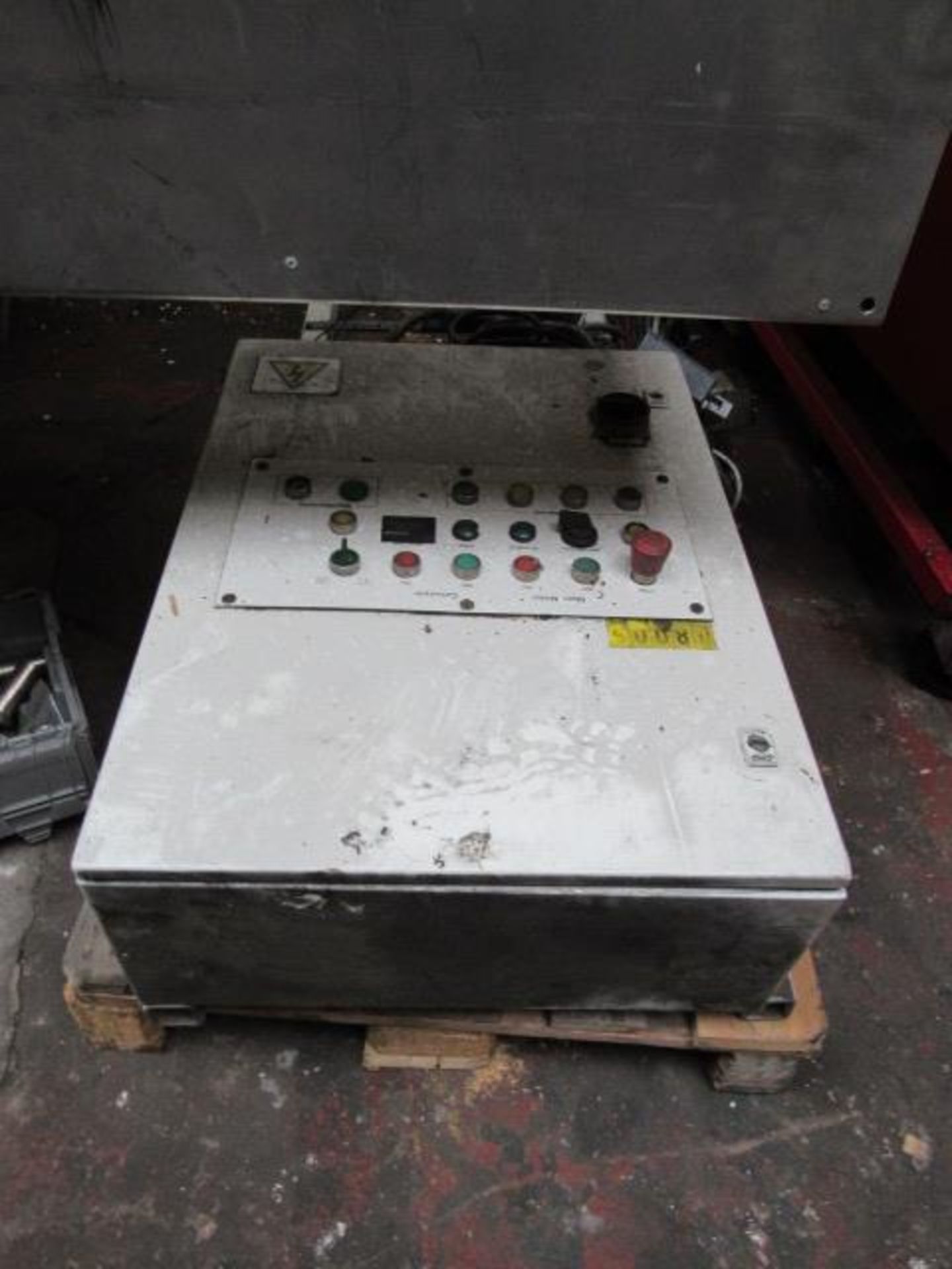 Auto Pull It Model E4R-200 / 2UT Twin Head Belt Linishing Machine - Image 3 of 9