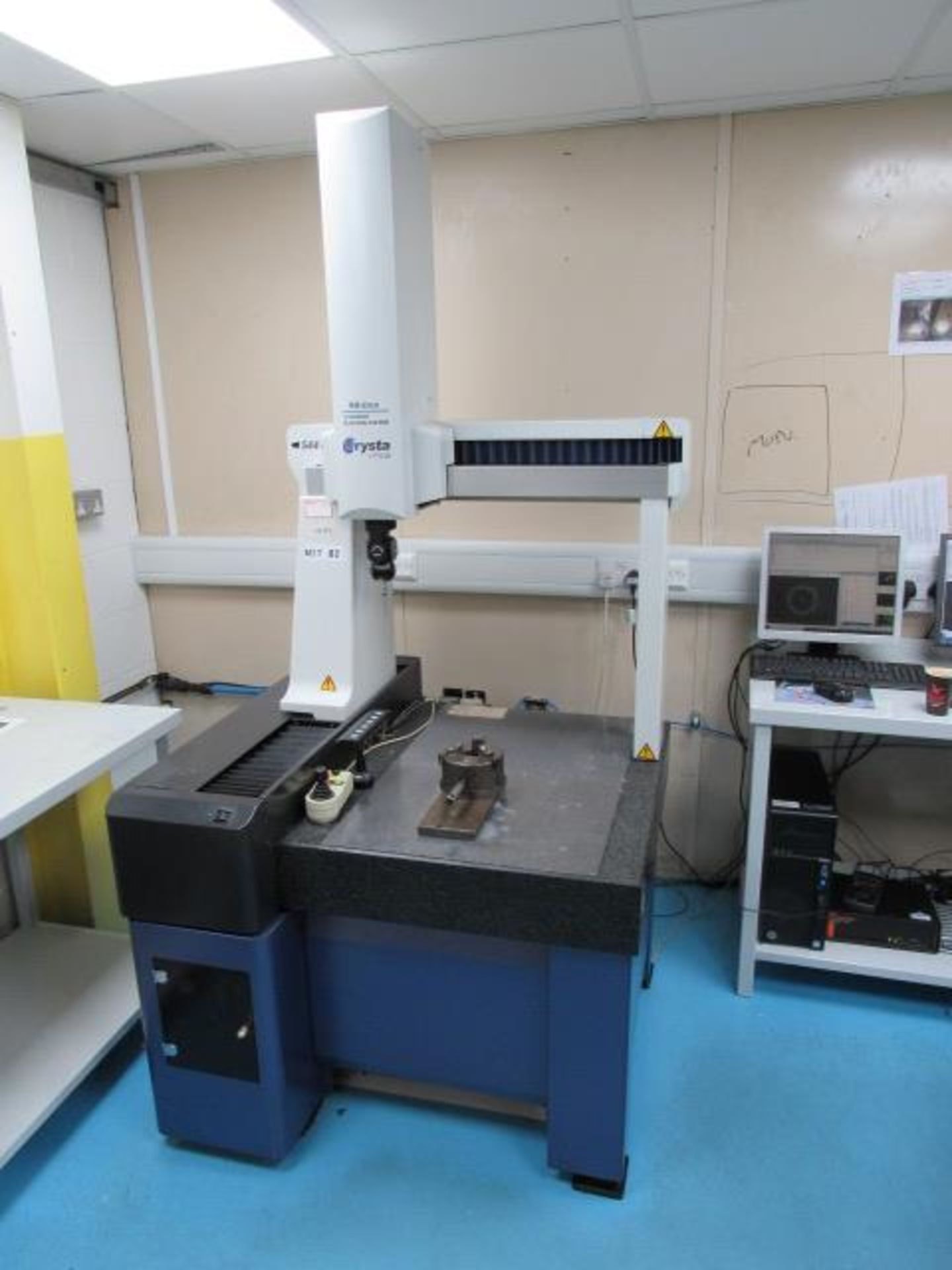 Mitutoyo Crysta Apex-Plus 544 CNC Coordinate Measuring Machine