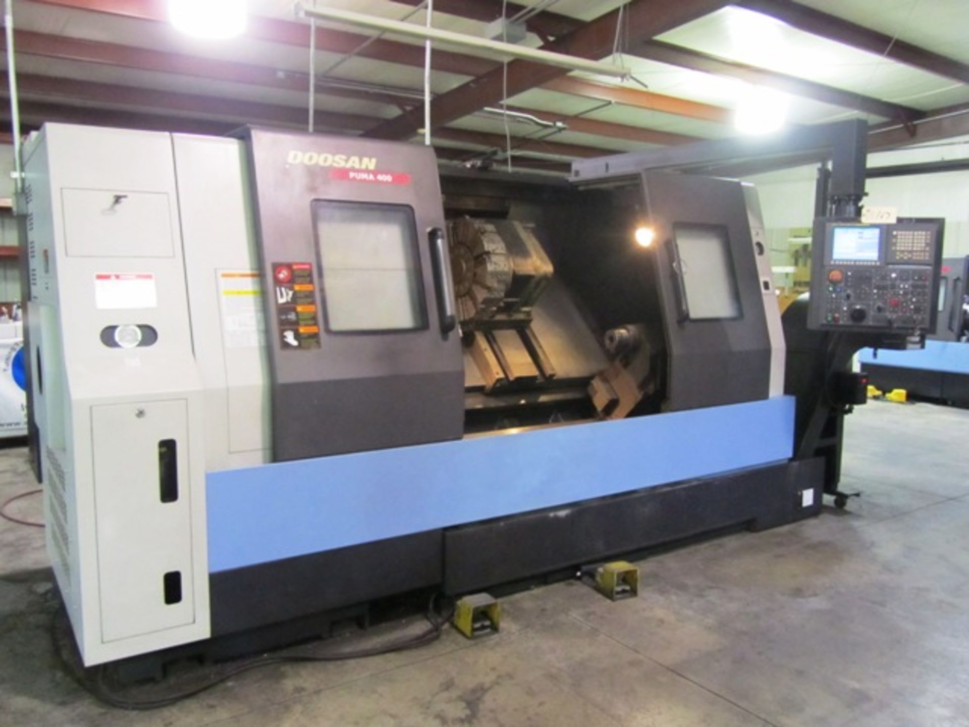 Doosan Puma 400 Large Capacity CNC Turning Center - Image 3 of 5