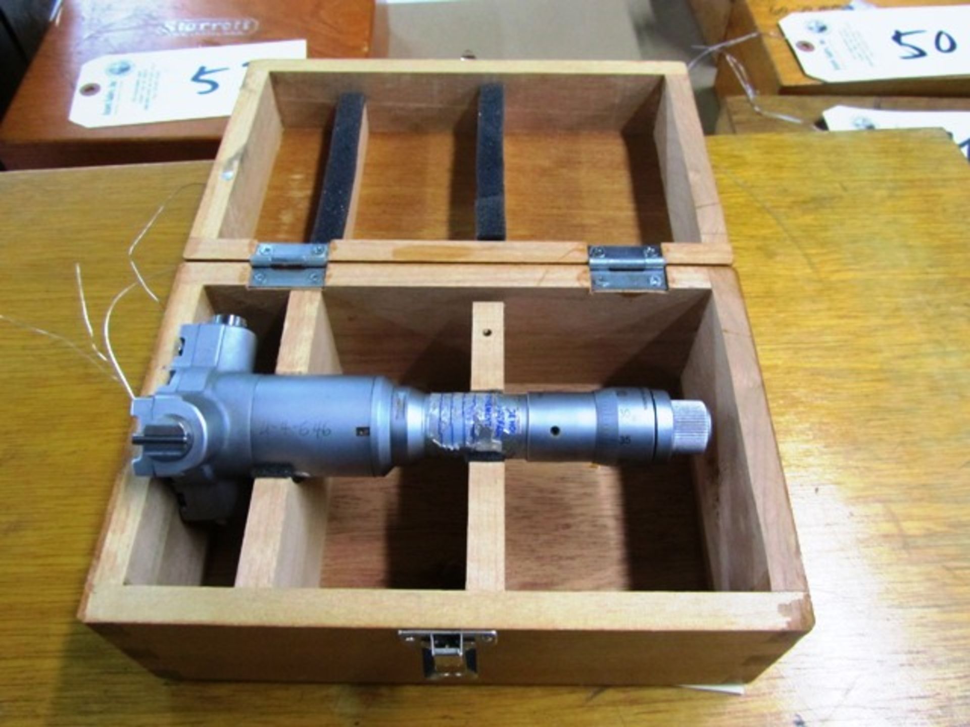 Mitutoyo 70mm - 80mm Holtest Micrometer