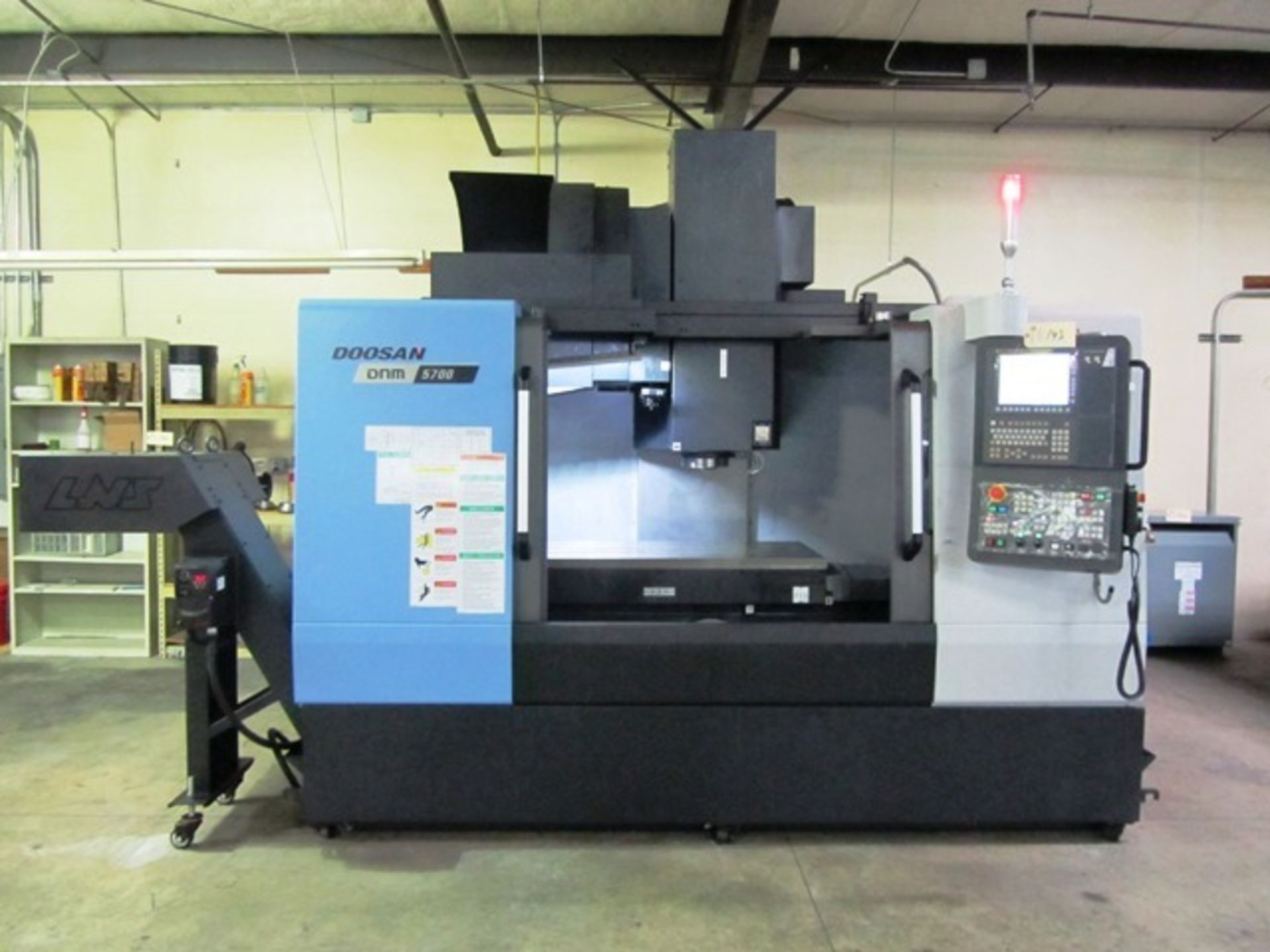 Doosan DNM 5700 CNC Vertical Machining Center