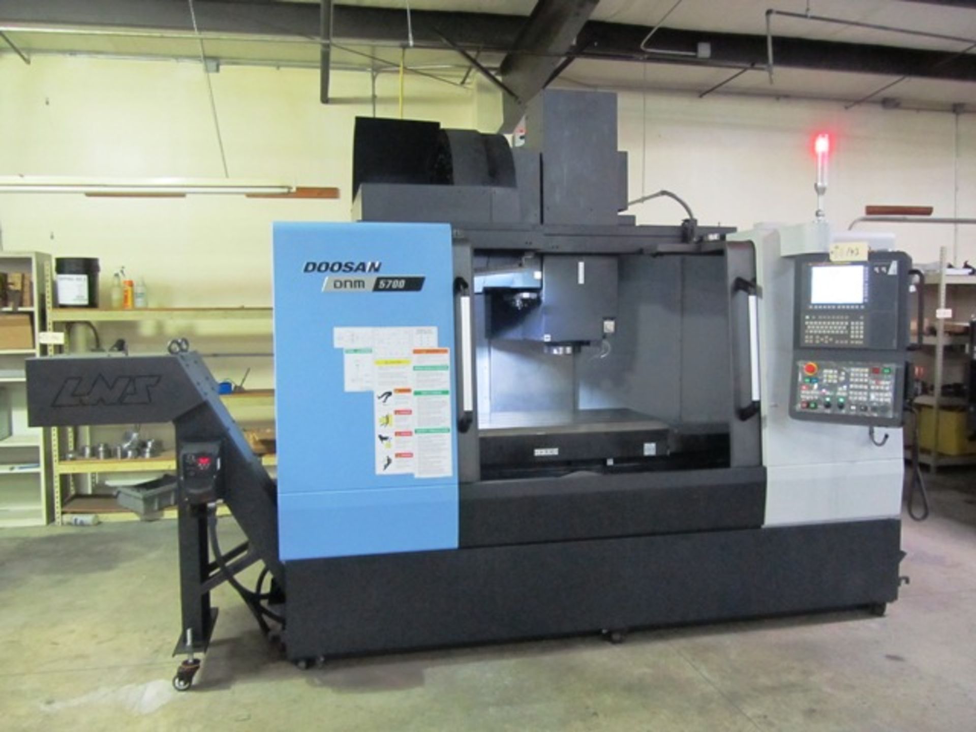 Doosan DNM 5700 CNC Vertical Machining Center - Image 3 of 6