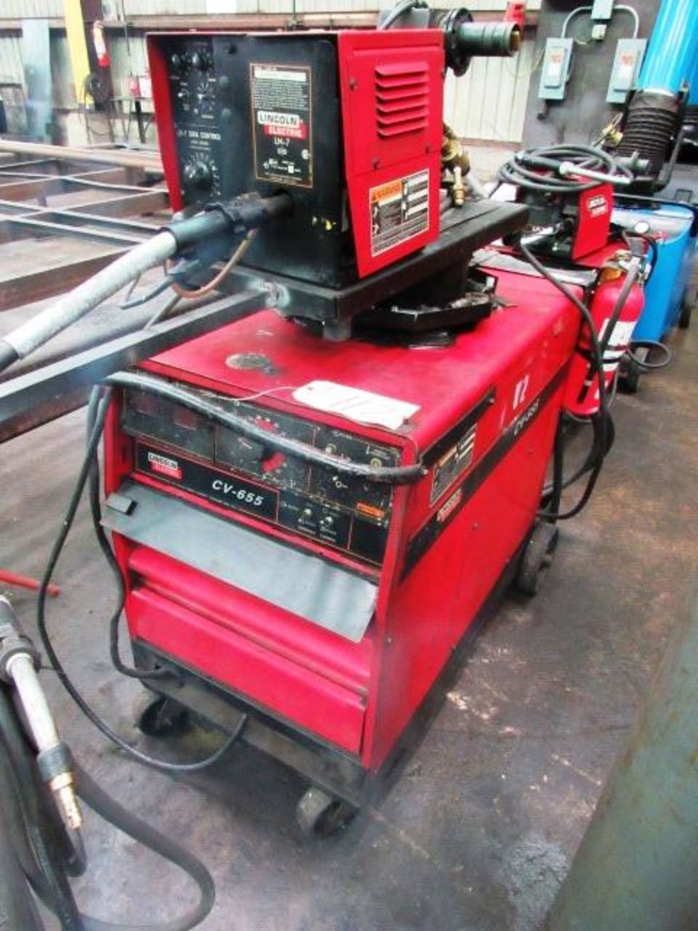 Lincoln CV-655 Portable Welder with LN-7 Wire Feeder, sn:U1020351163