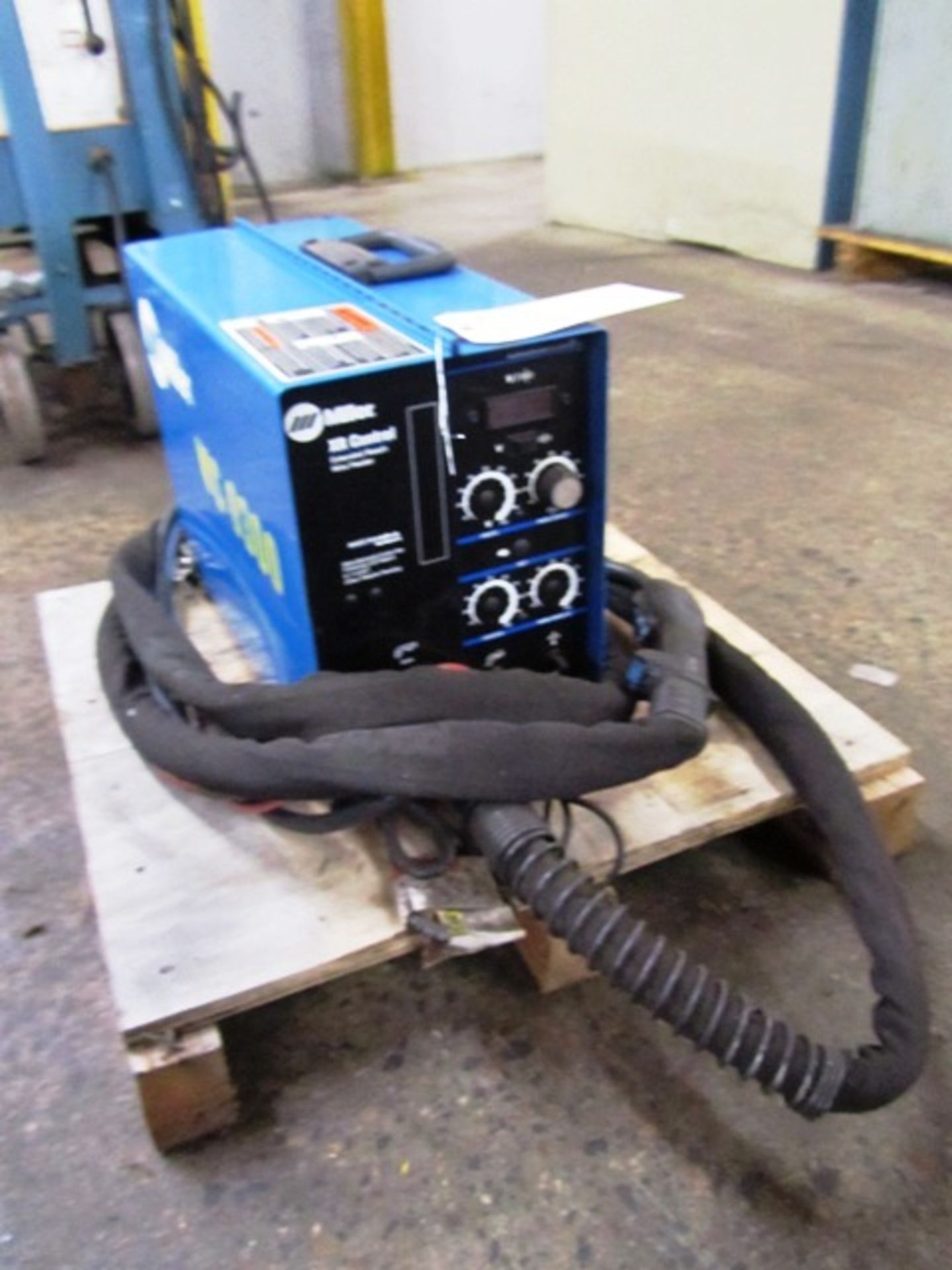 Miller XR Central Extended Reach Wire Feeder, sn:LF296980