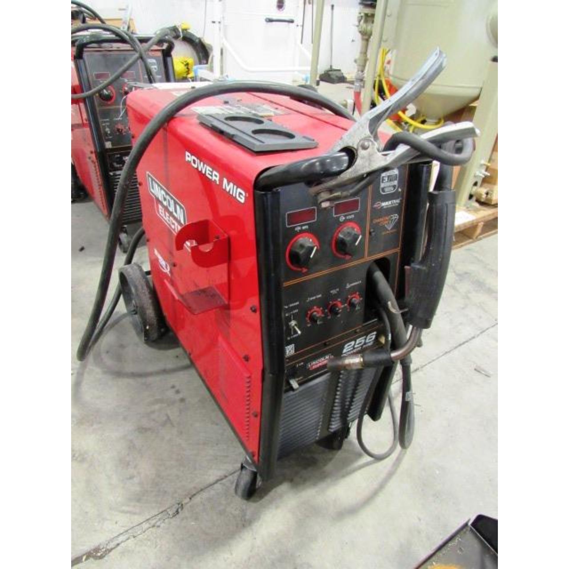  Choice Of Lots 282 283 284 285 Lincoln 256 Power Mig Welder Sn 