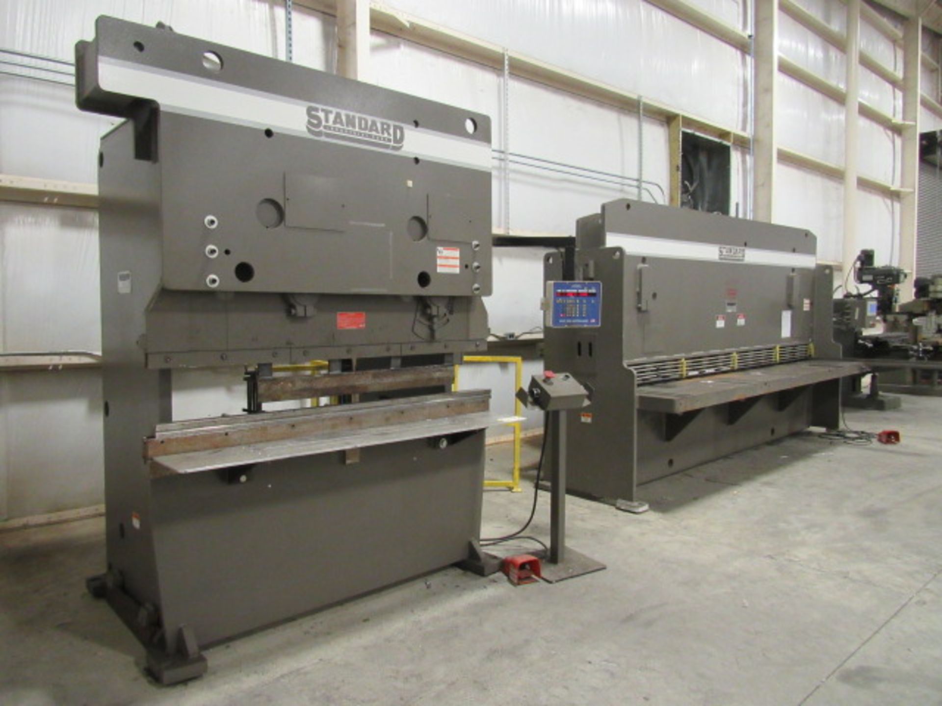 Standard Model AB100-6 100 Ton x 6' Hydraulic Press Brake with Automec CNC 300 Autogauge CNC - Image 3 of 7