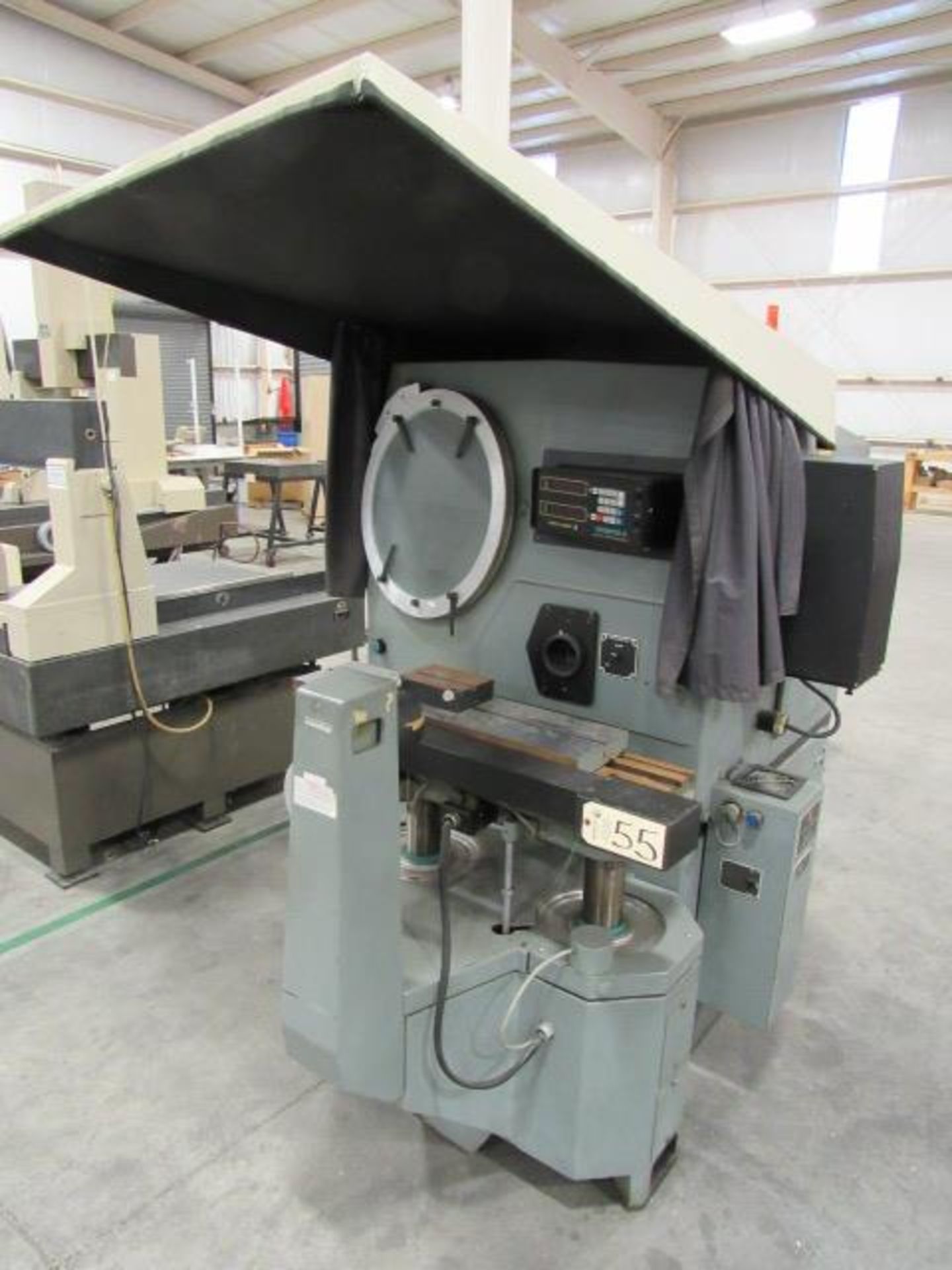 Jones & Lamson Model EPIC 20'' Optical Comparator with Power Feed Table, Decimetric II Digital - Image 5 of 7