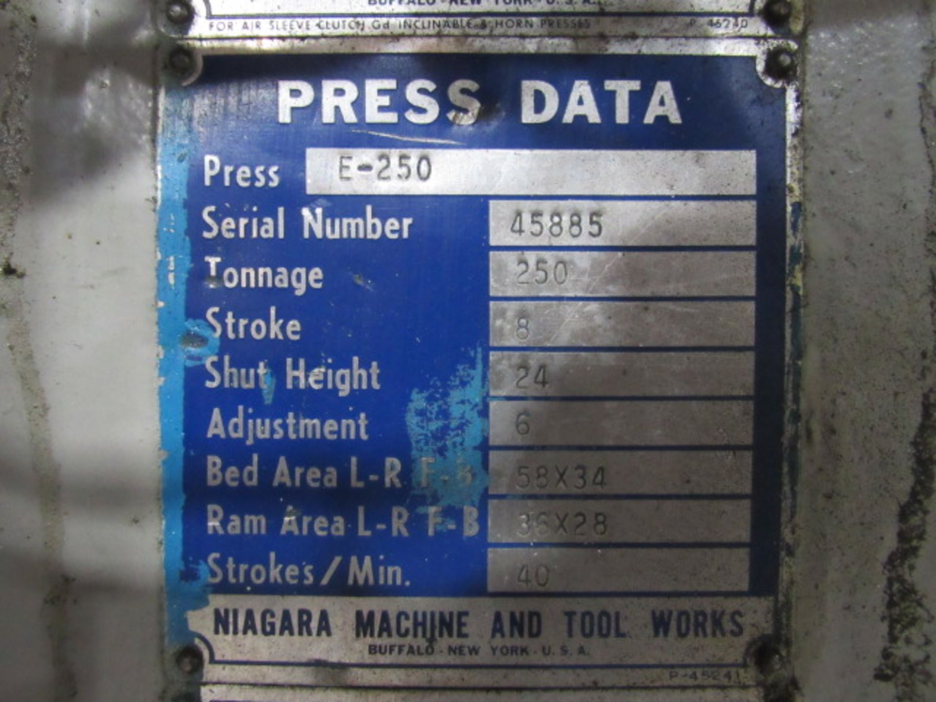 Niagara Model E-250 250 Ton OBI Punch Press, sn:45885 - Image 6 of 7