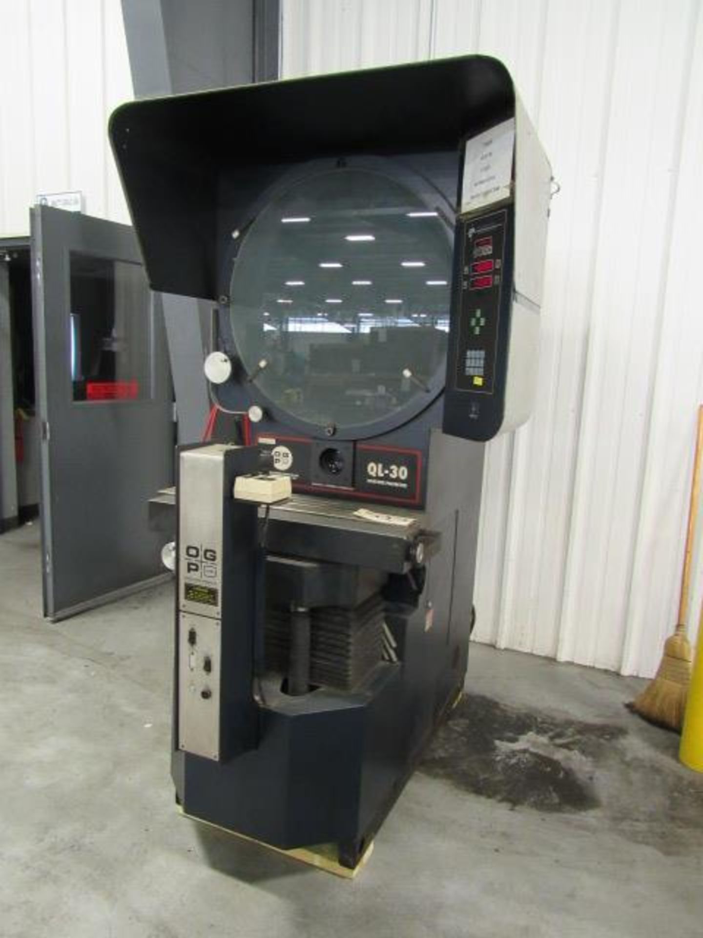 OGP QL-30 Optical Comparator - Image 4 of 5