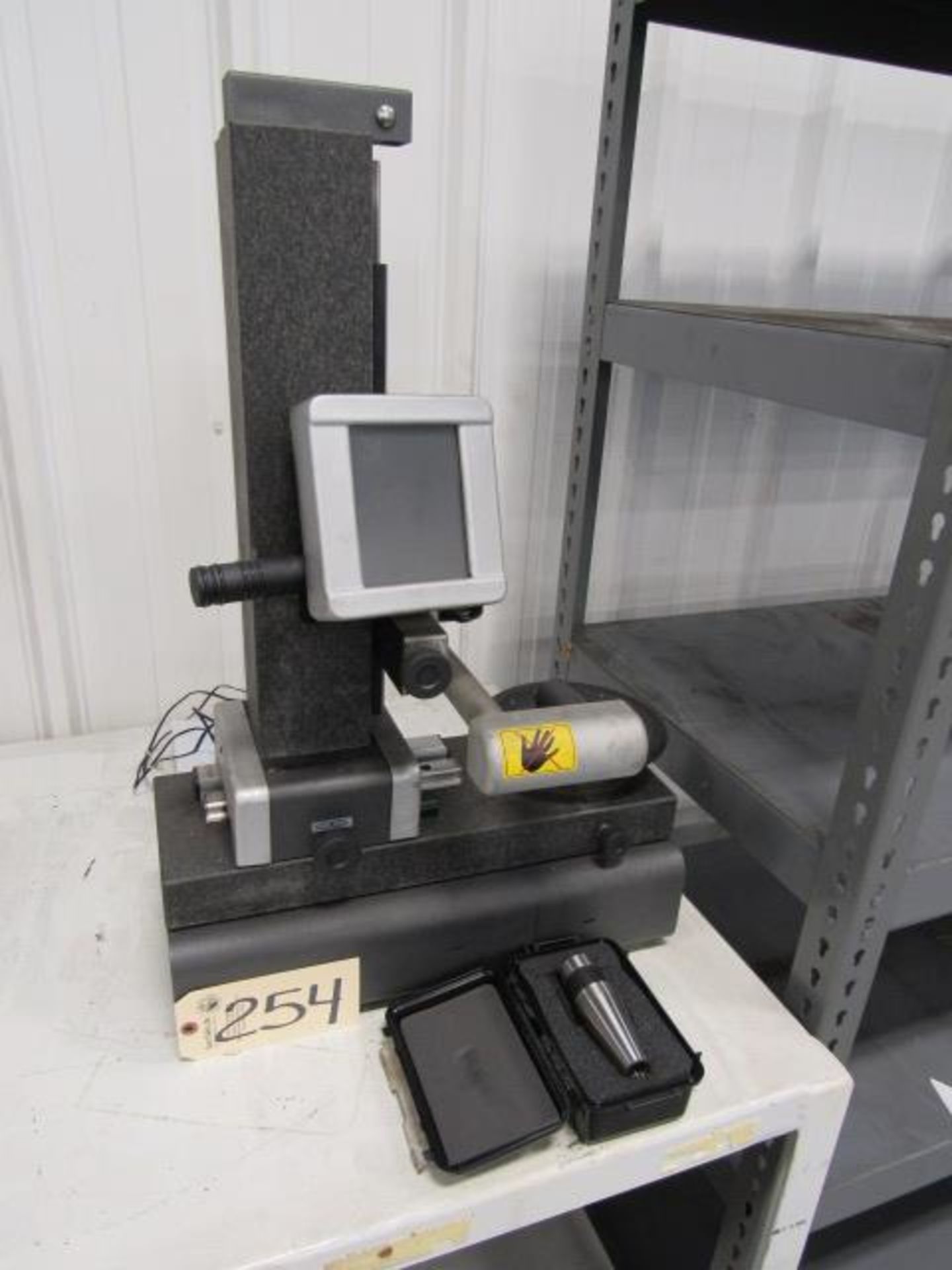 Elbo Controlli Model Larth (Koma) 40 Taper Tool Presetter with Setting Tool, Camera, Readout,