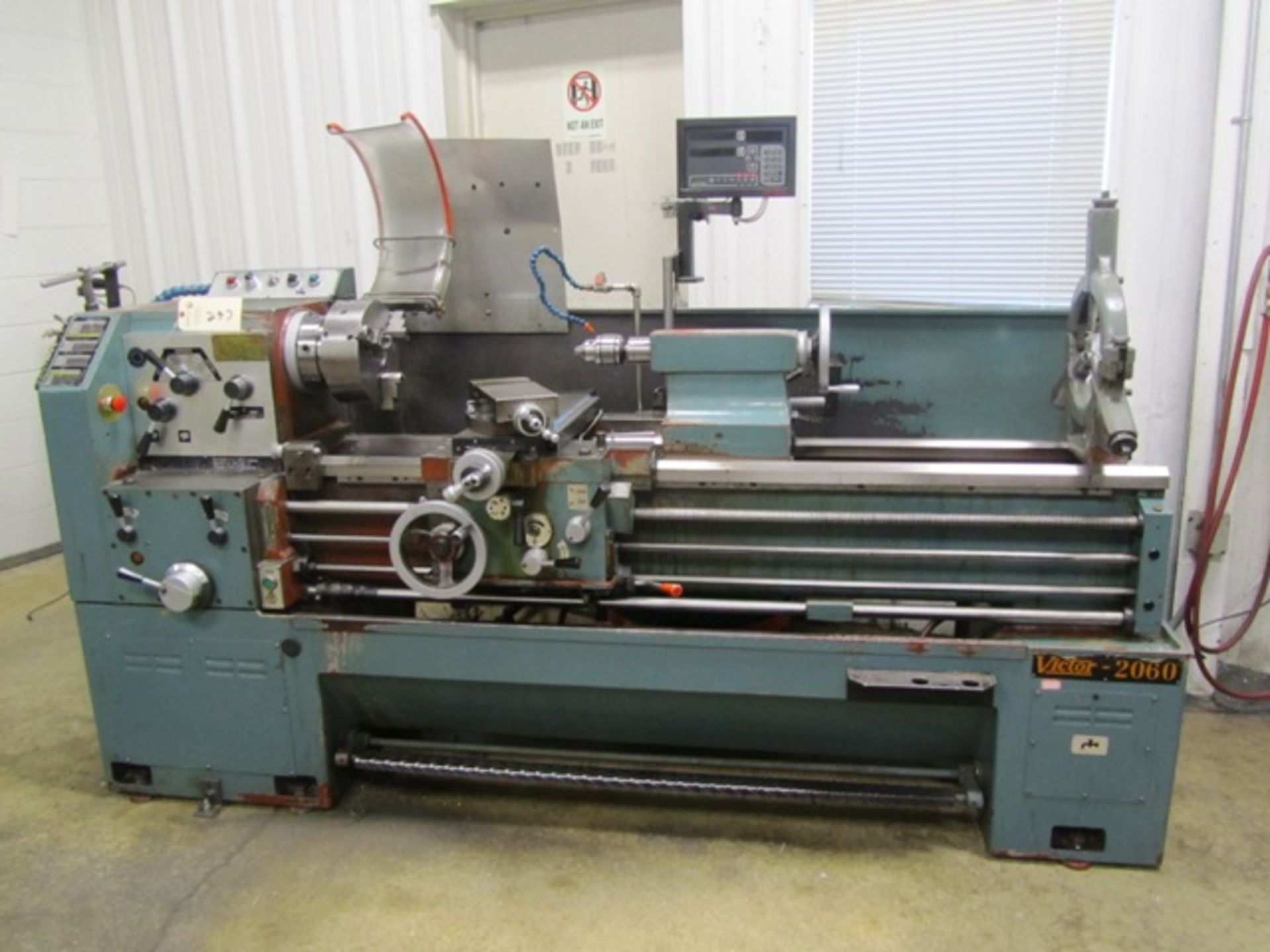 Victor 2060G 20'' Swing x 60'' Centers Engine Lathe