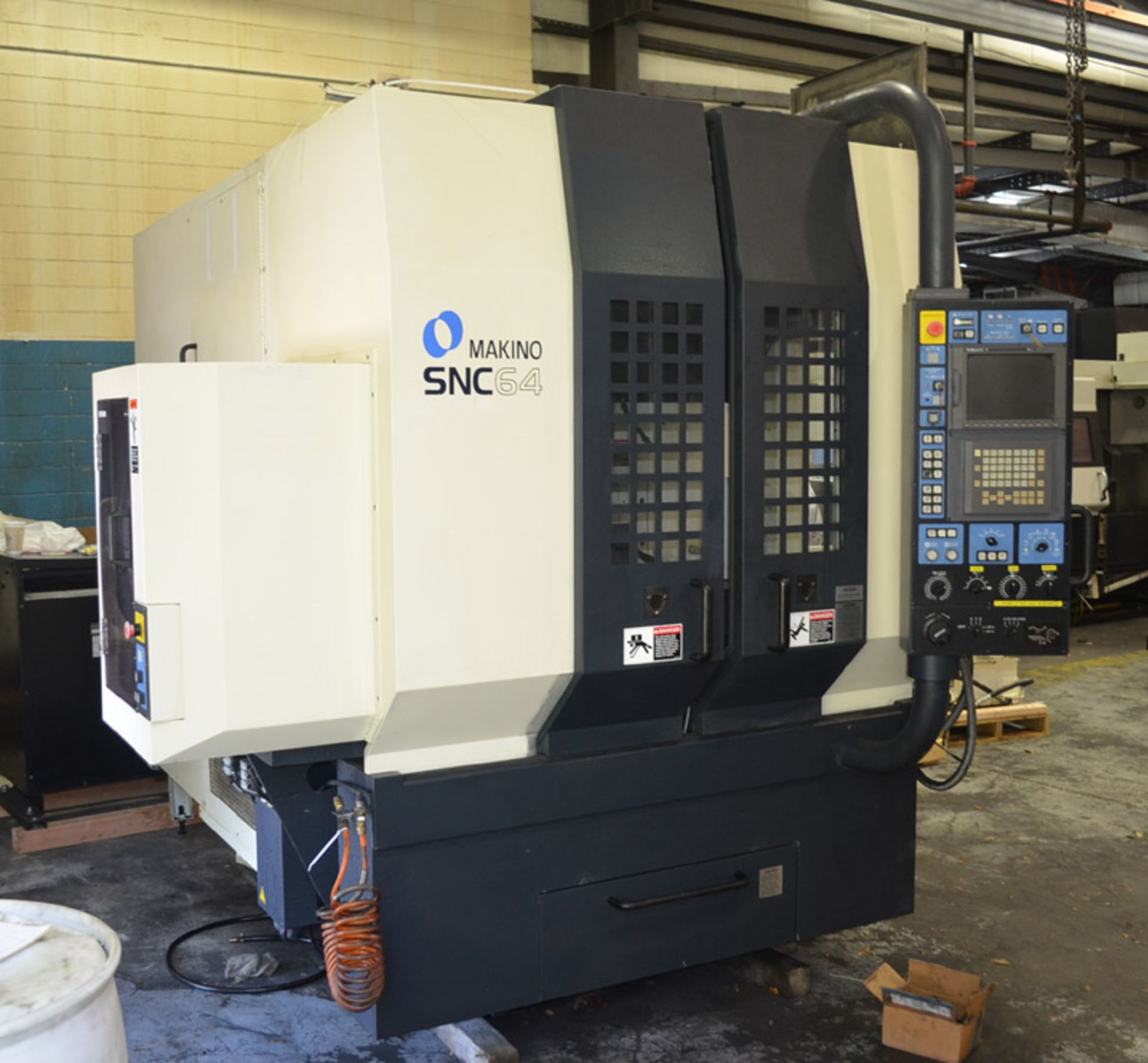 Makino SNC64 High-Speed CNC Vertical Machining Center