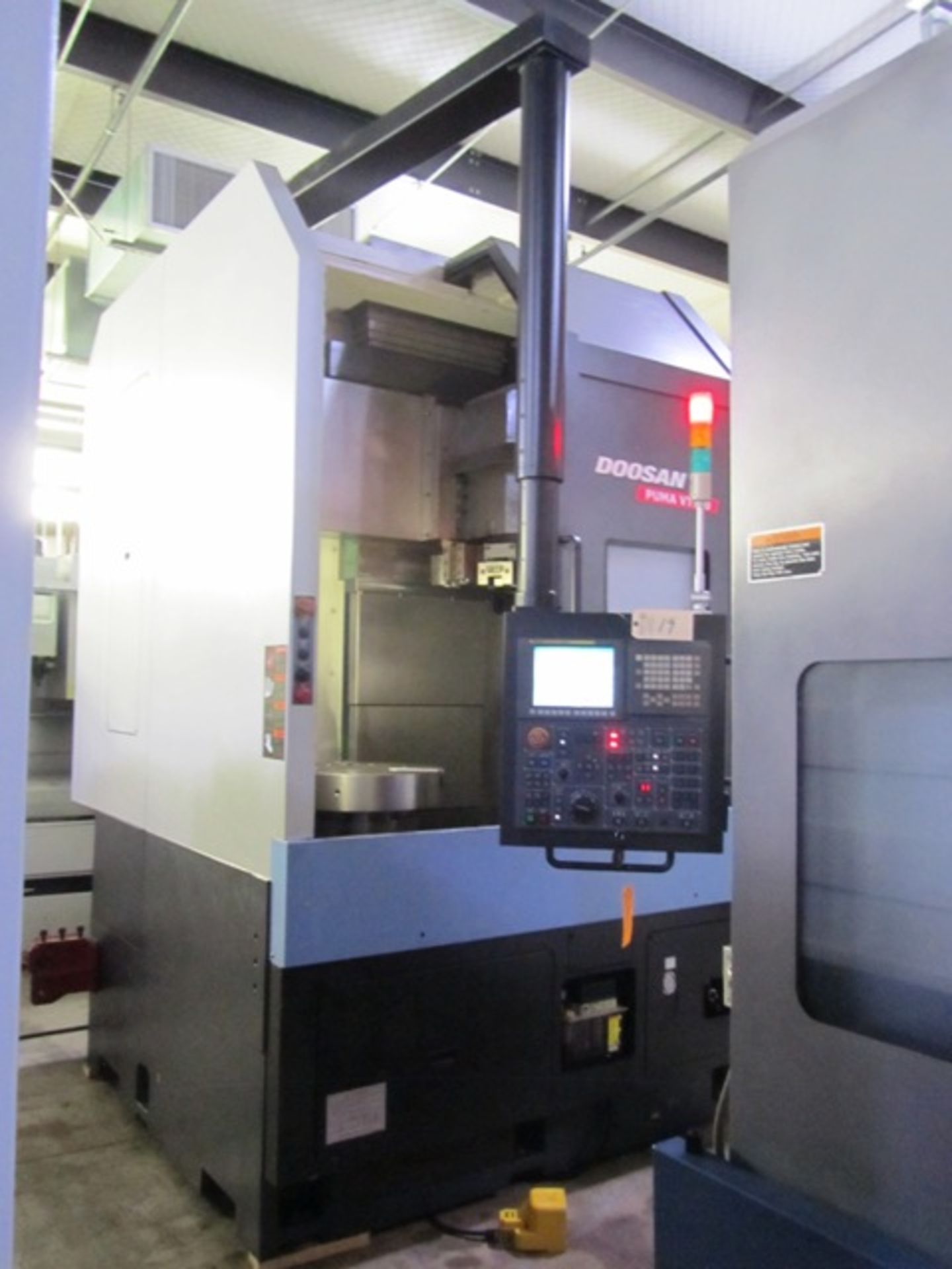 Doosan VT900 CNC Vertical Turning Center