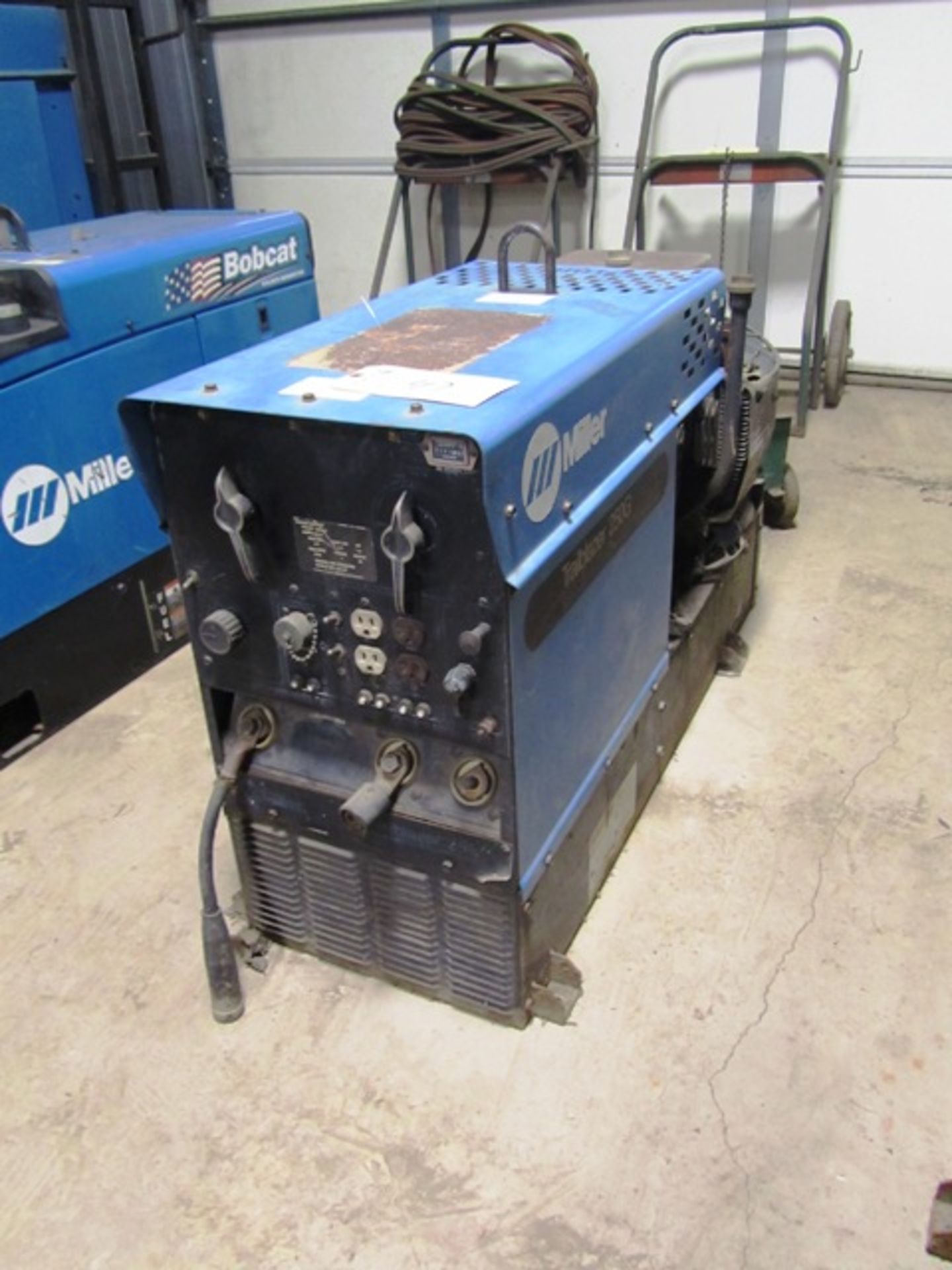 Miller Trailblazer 250G CC/CV AC/DC Welder Gas Powered Generator