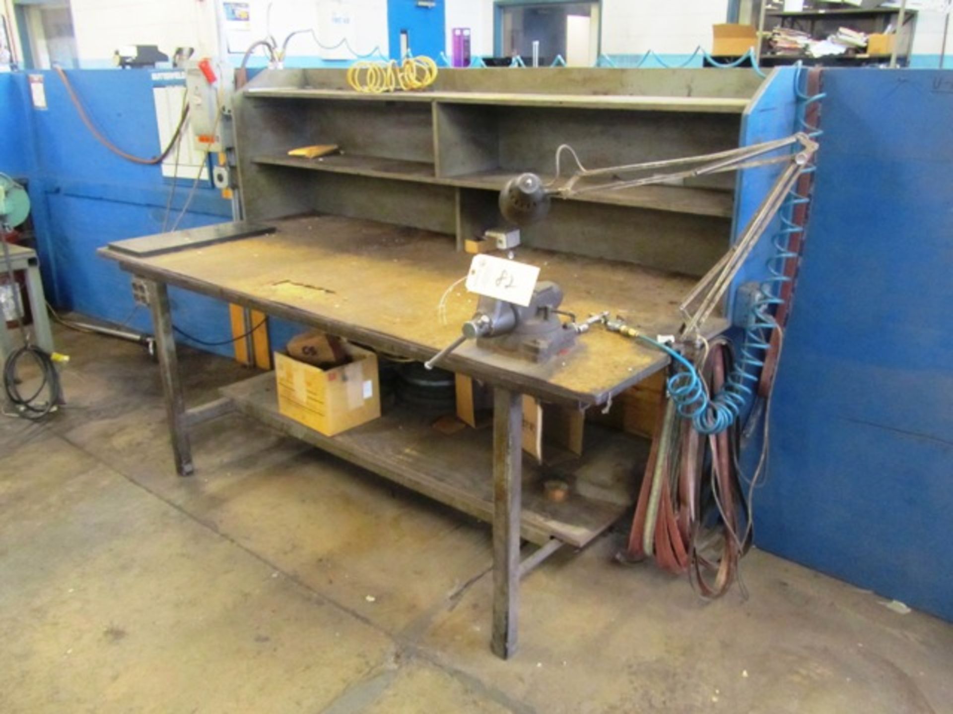 Workbench with 4'' Bench Vise