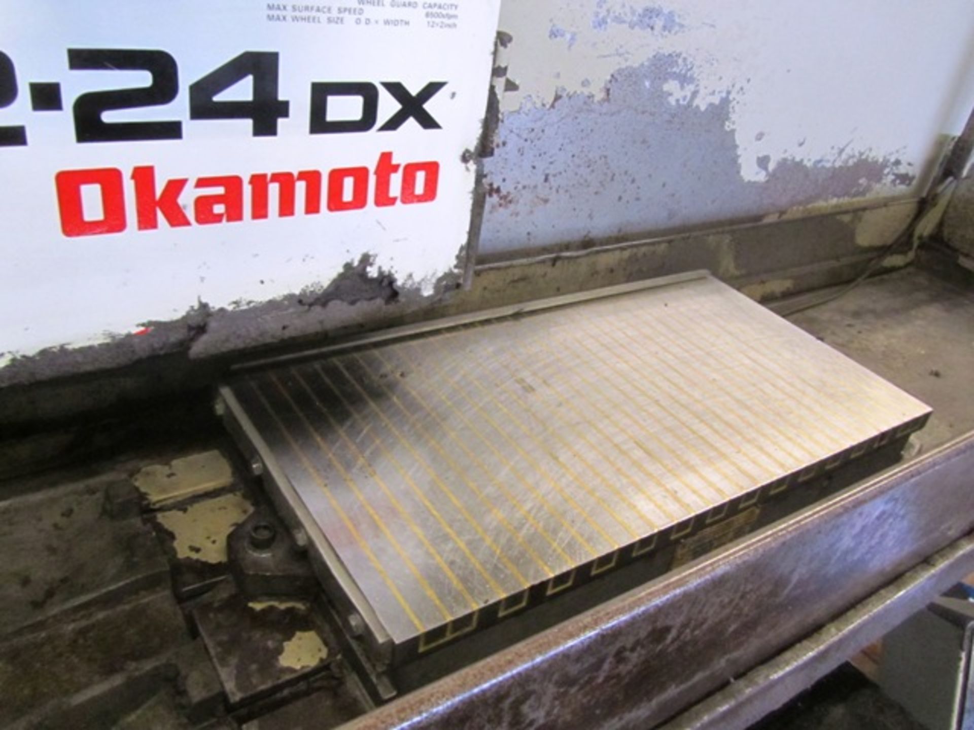 Okamoto ACC 12-24DX 12'' x 24'' Automatic Hydraulic Surface Grinder - Image 5 of 5