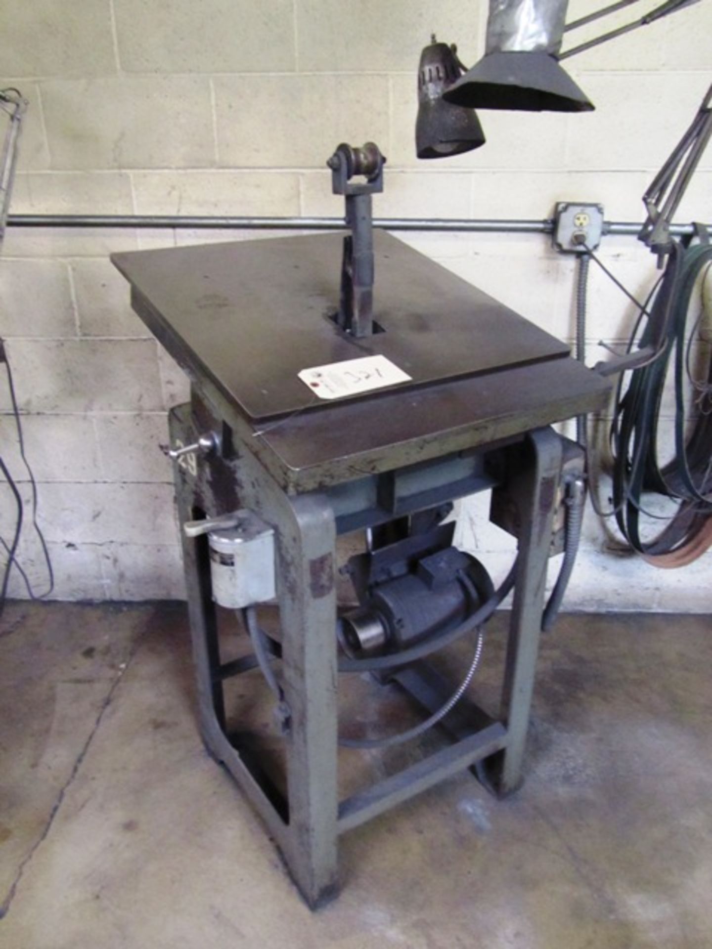 1'' Belt Sander with 24'' x 30'' Adjustable Table