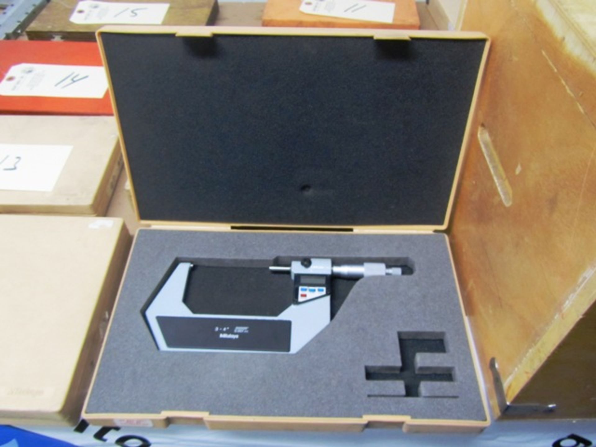 Mitutoyo 3''-4'' Digital Micrometer