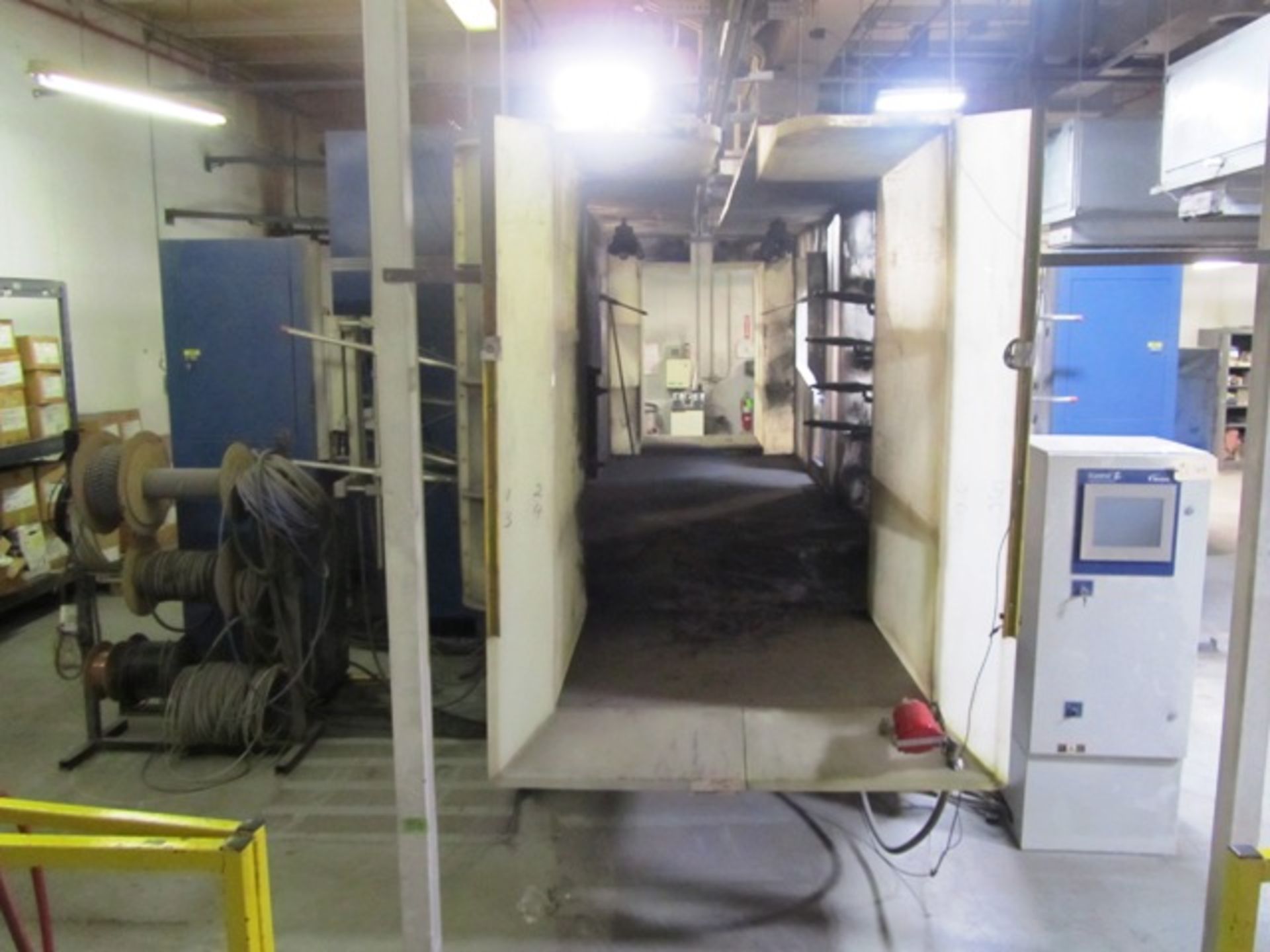 Nordson Excel 2000 Automatic Pass-Thru Powder Paint Booth - Image 2 of 6