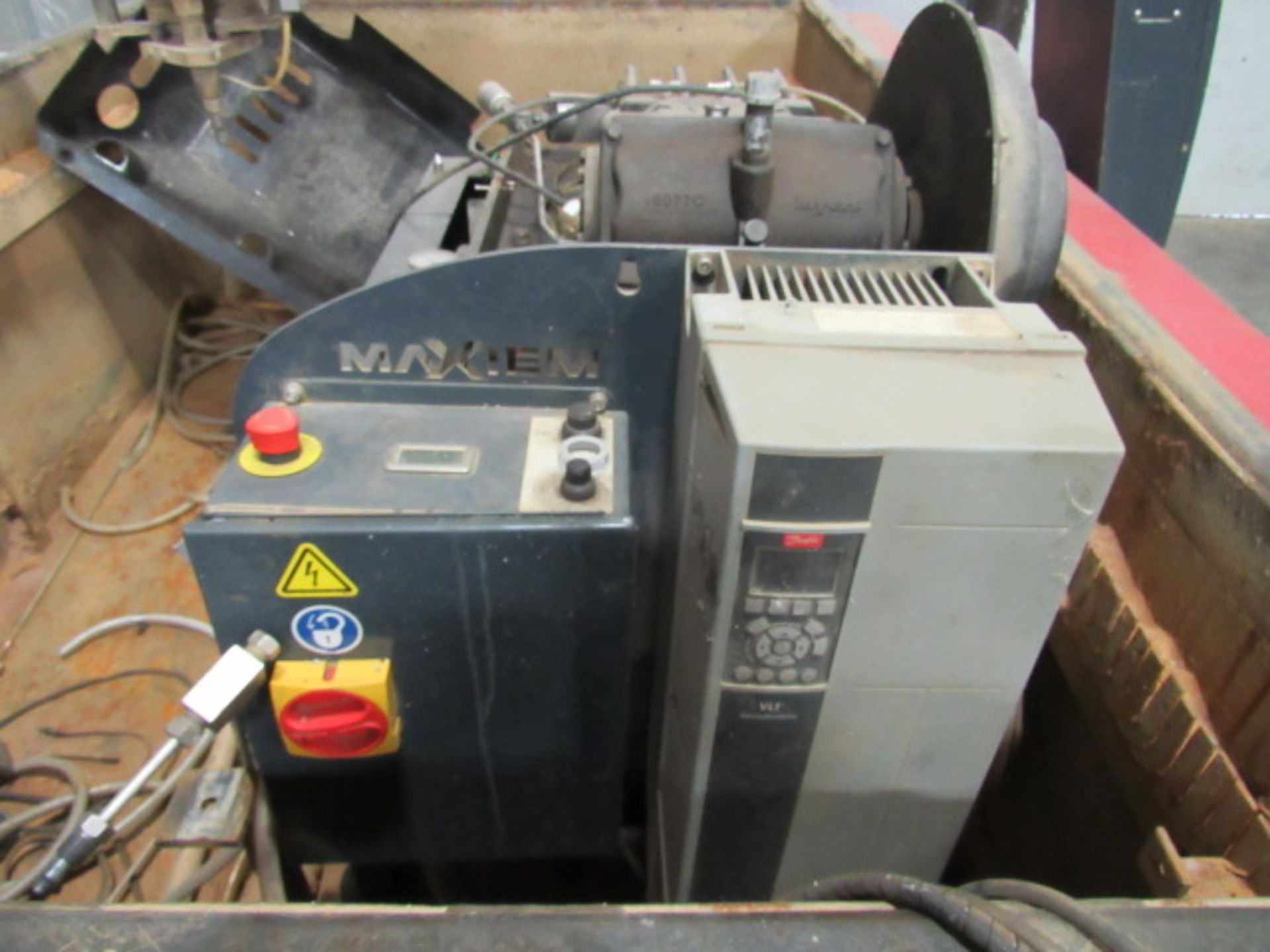 Omax Maxiem Model 1515 CNC Waterjet Cutting Machine - Image 3 of 5
